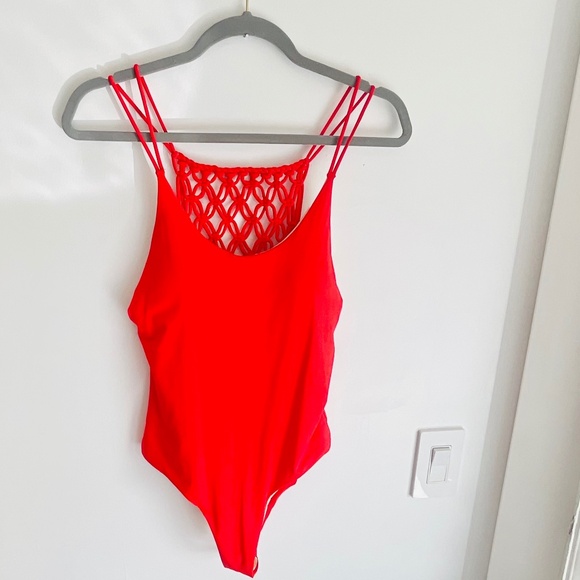 Palmacea Swimwear Nilo Red Macrame One Piece Swimsuit  Size M NWT - Picture 2 of 16